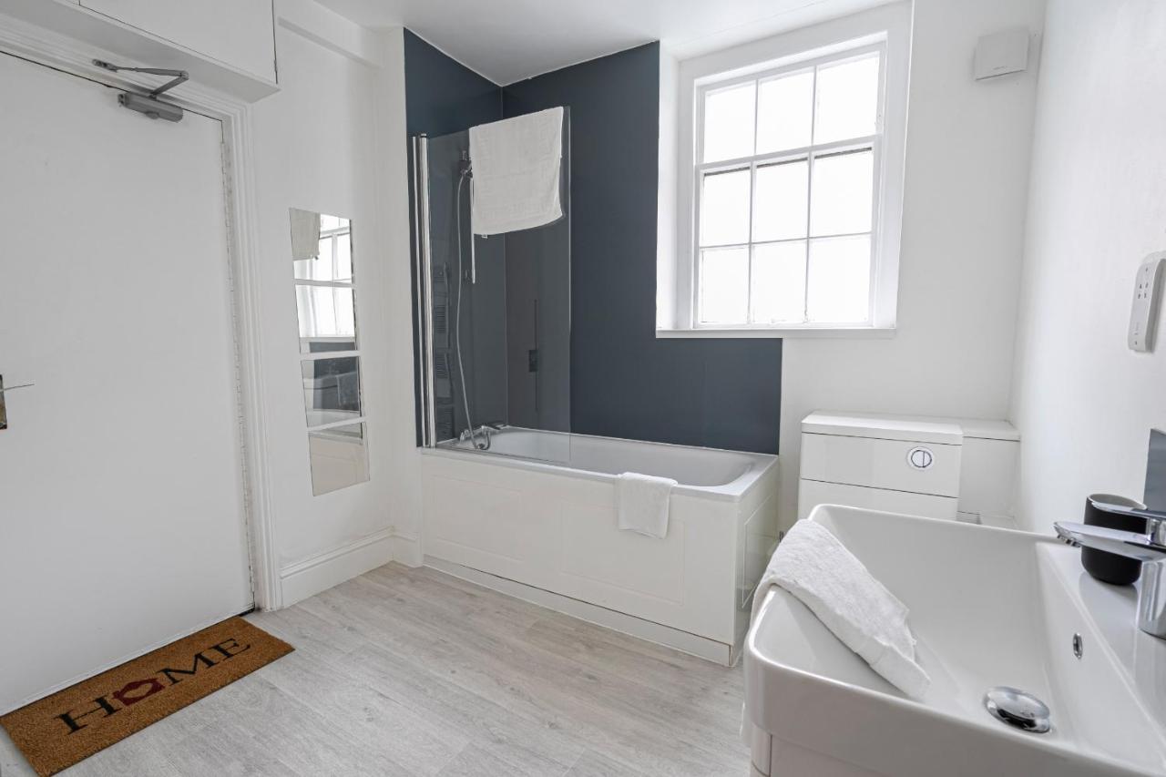 Beautiful 3 Bedroom Apartment Near Marble Arch And Oxford Street London Eksteriør bilde